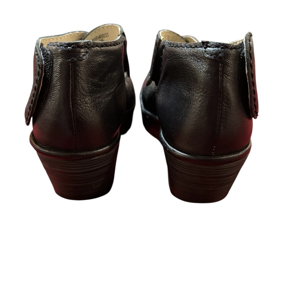 Fly London Black and Tan Leather Shoes - Picture 7 of 8